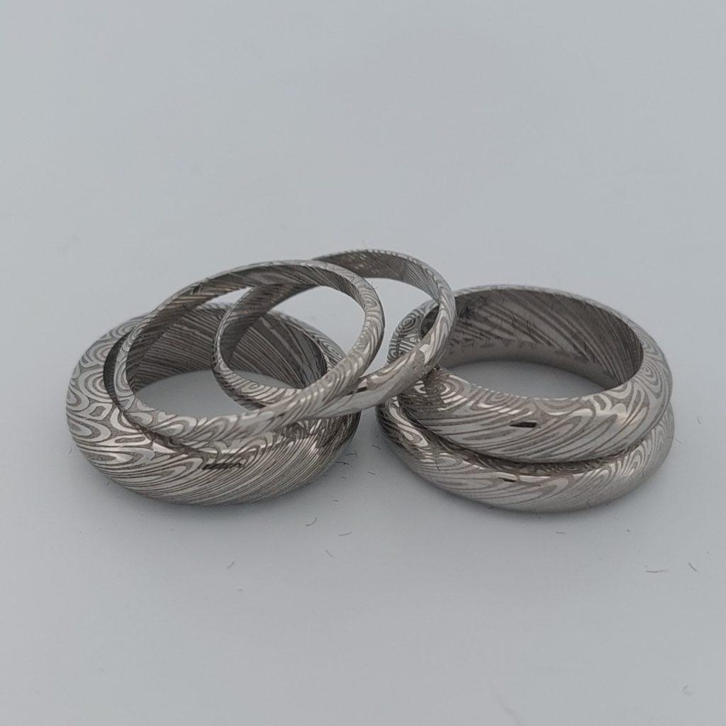 Demi-jonc/ bague en acier de damas Heimskringla